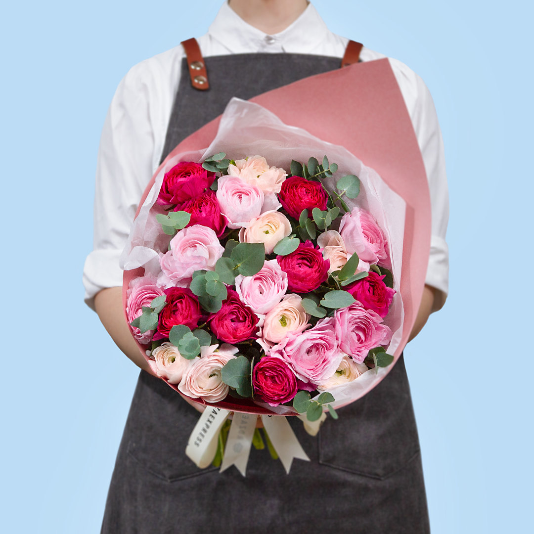 заказать букет Ранункулюсы микс