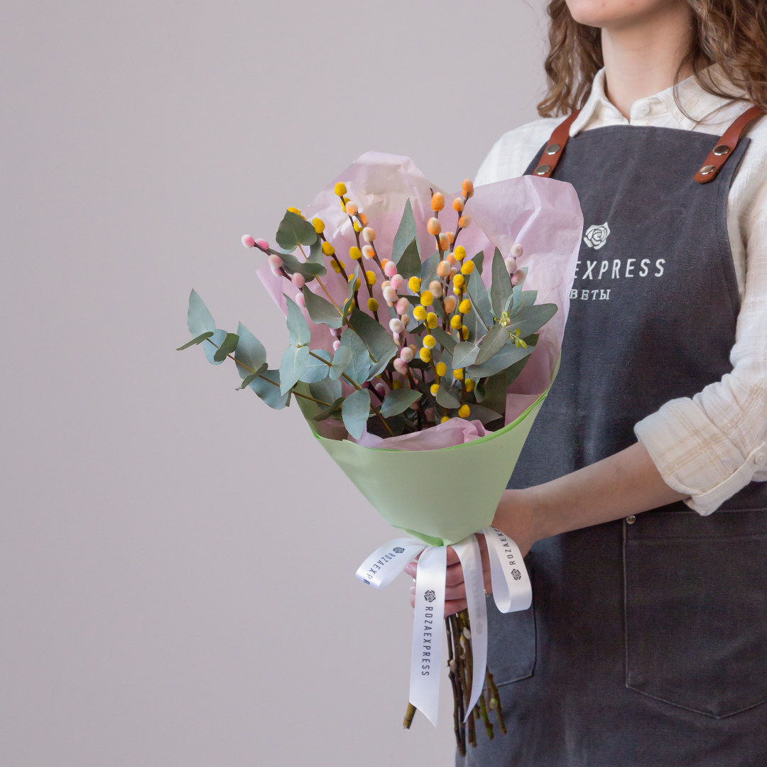 заказать букет Верба и эвкалипт