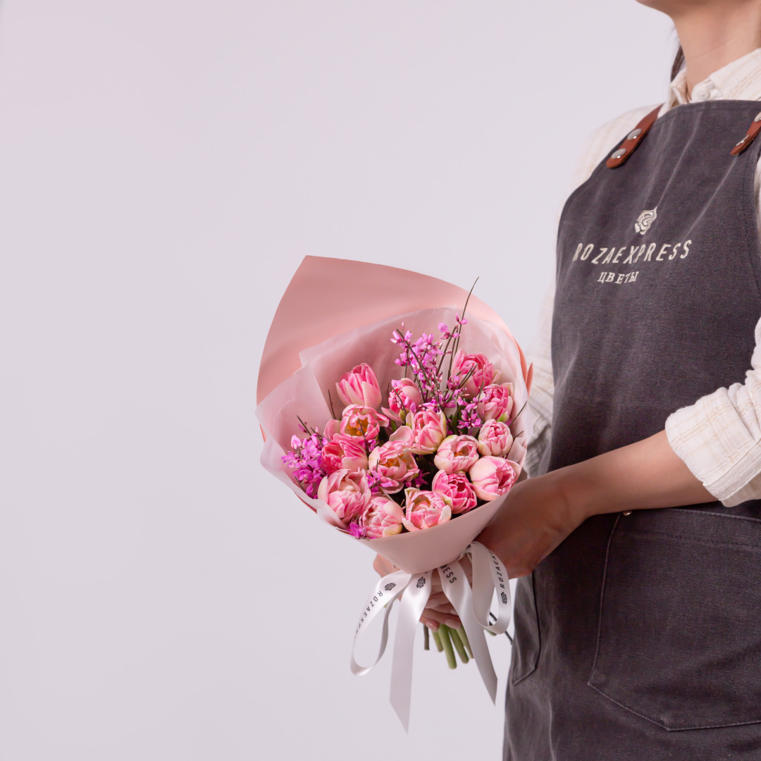 заказать букет Тюльпаны Фокстрот и гениста