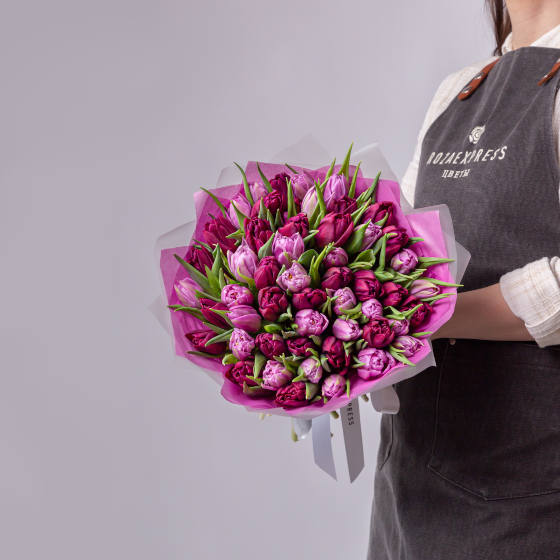 заказать букет Пурпурные и сиреневые тюльпаны