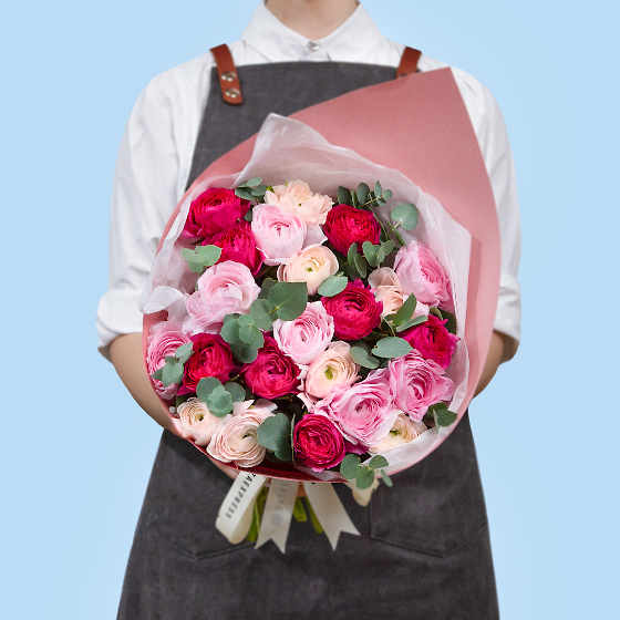 заказать букет Ранункулюсы микс