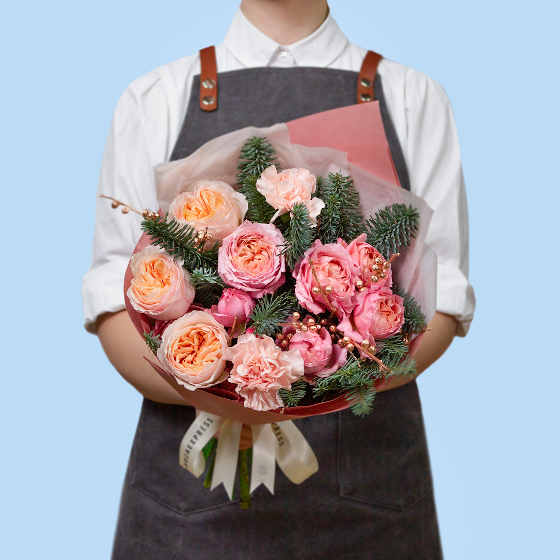 заказать букет Кустовая роза Джульетта и нобилис