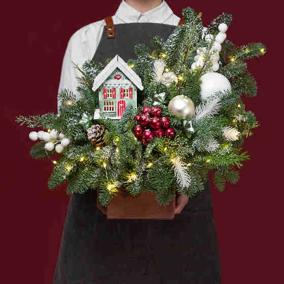 заказать букет Композиция с домиком