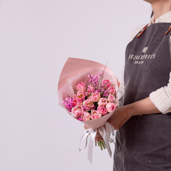 заказать букет Тюльпаны Фокстрот и гениста