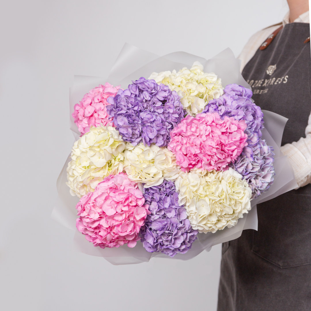 заказать букет Гортензии микс