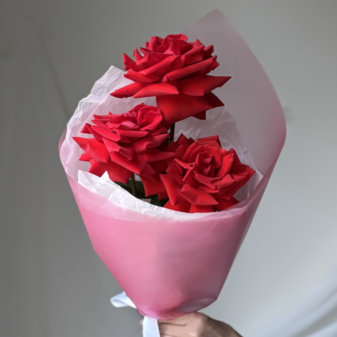 заказать букет Роза Нина 3шт