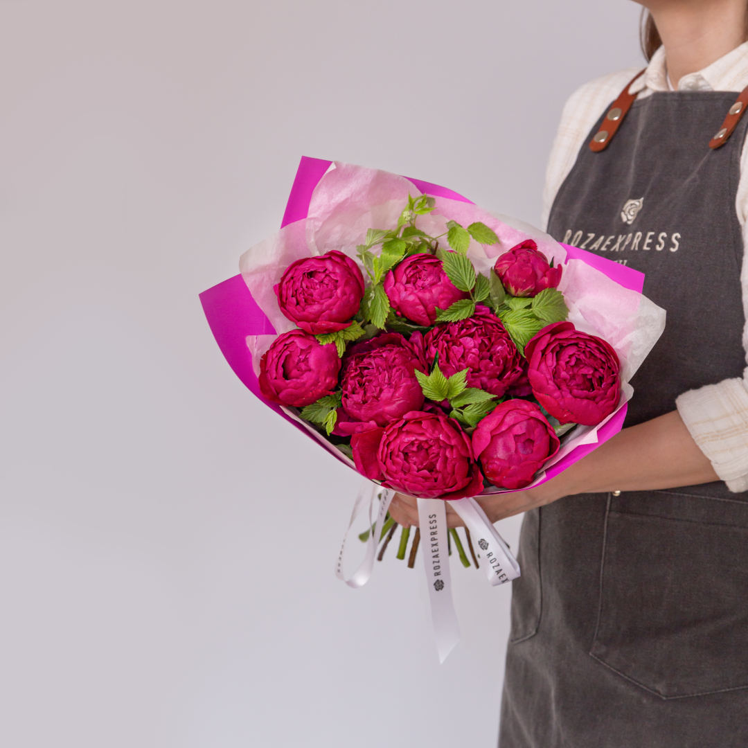 заказать букет Пионы Авис Варнер