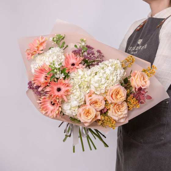 заказать букет Герберы и розы Шиммер